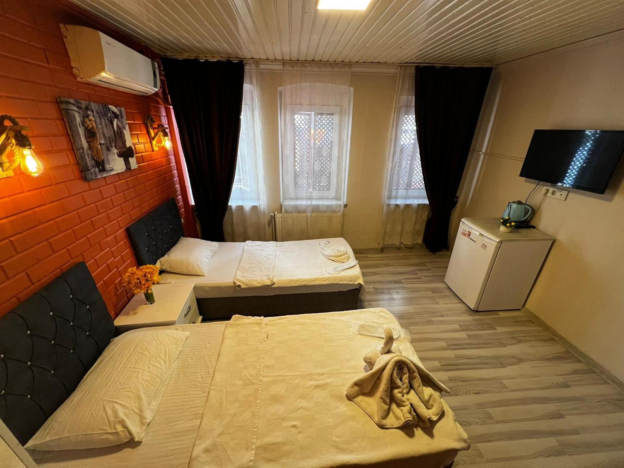 Taksim Bricktown Suite Istanbul Exterior photo