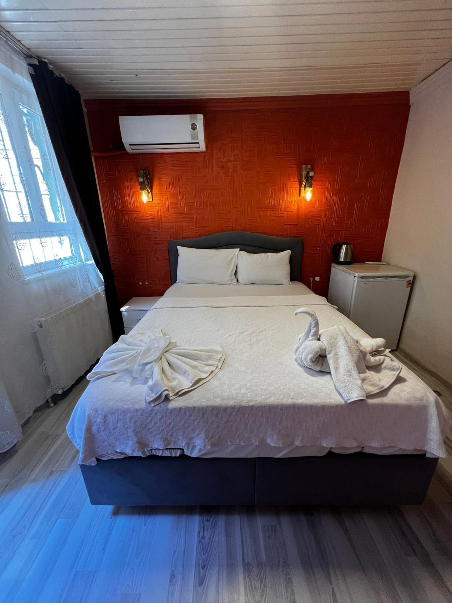 Taksim Bricktown Suite Istanbul Exterior photo